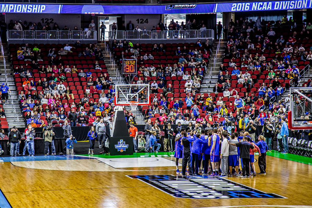Epic March Madness 2025: Upset Mania Shatters Brackets & Ignites Sweet 16 Frenzy!